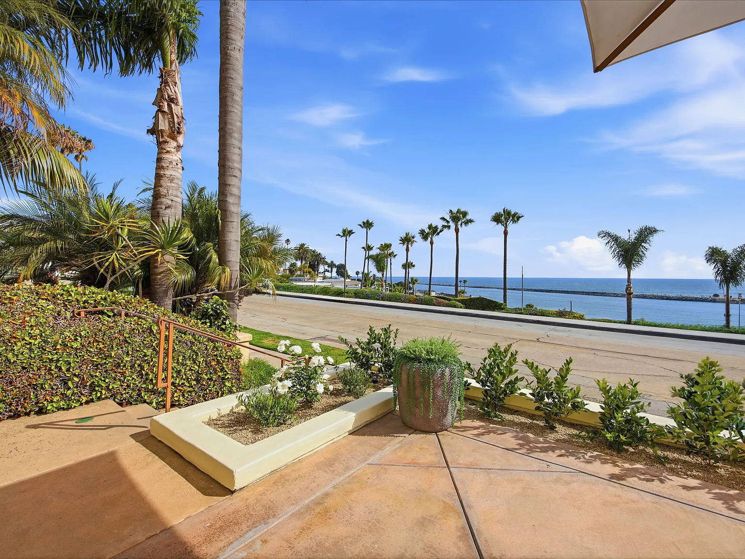 2 bed, 1212 sqft, $10,000 — Photo 4