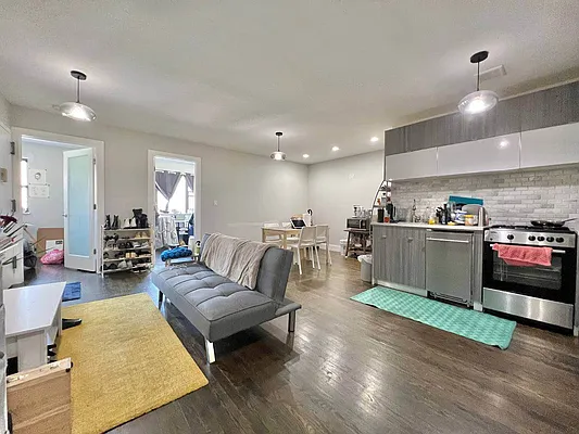Rented by Doorway NYC, LLC | media 17