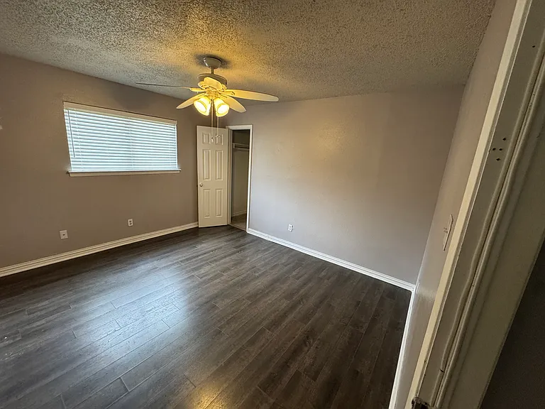 1404 Sagebrush Dr — Photo 7
