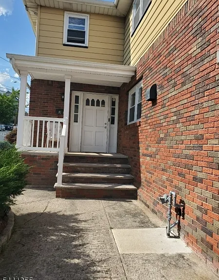 32 Harding Ct #2 — Photo 3