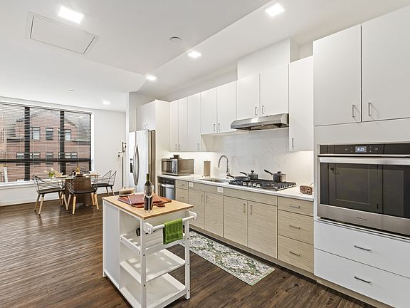 4th image of 845 Washington St Unit 321