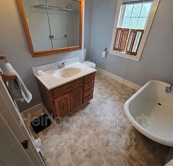 104 Morley Pkwy — Photo 8