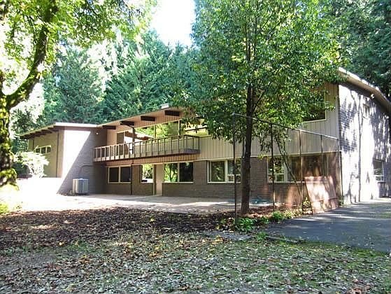 1st image of 2942 Glenwood Dr
