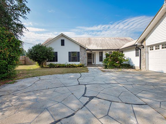 2nd image of 2788 Keats Dr