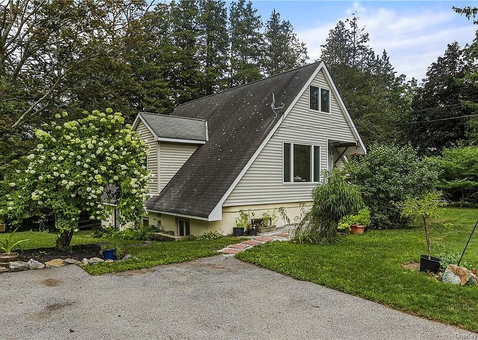 1st image of 4 Chalmers Blvd