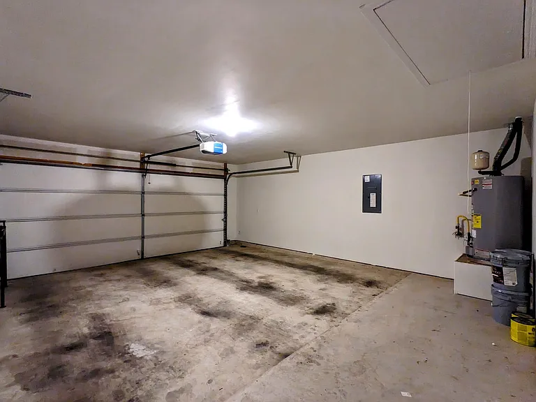 121 Dylan Dr — Photo 20