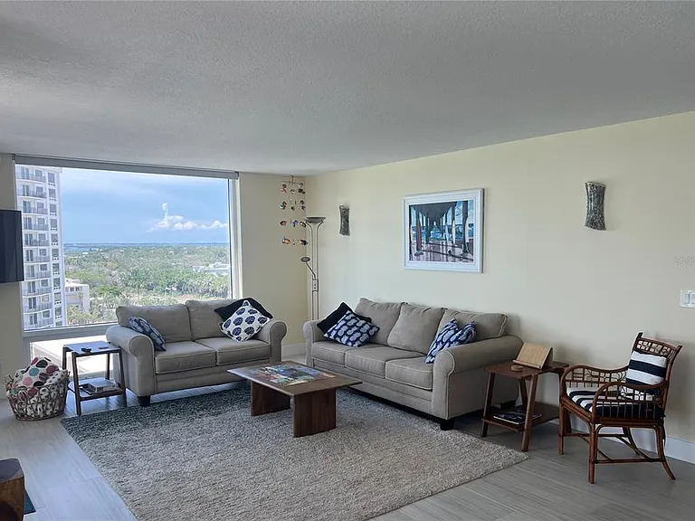 2425 Gulf Of Mexico Dr #11F — Photo 12