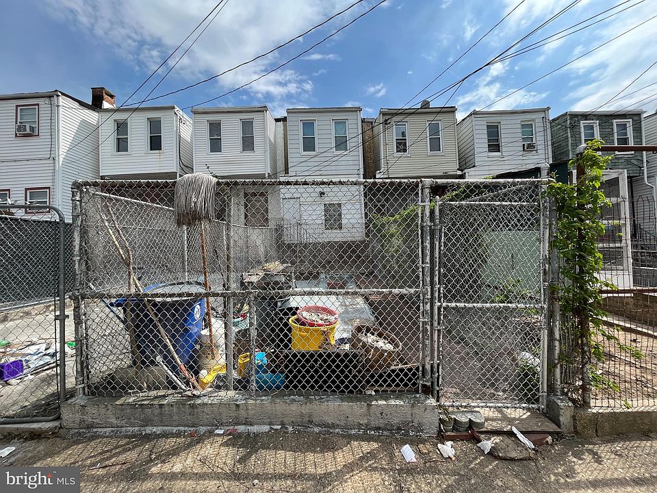 2nd image of 2034 E Lanvale St