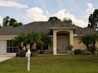 5792 NW Whitecap Rd, Port Saint Lucie, FL 34986