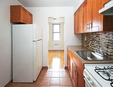 4th image of 22410 Jamaica Ave APT 3L
