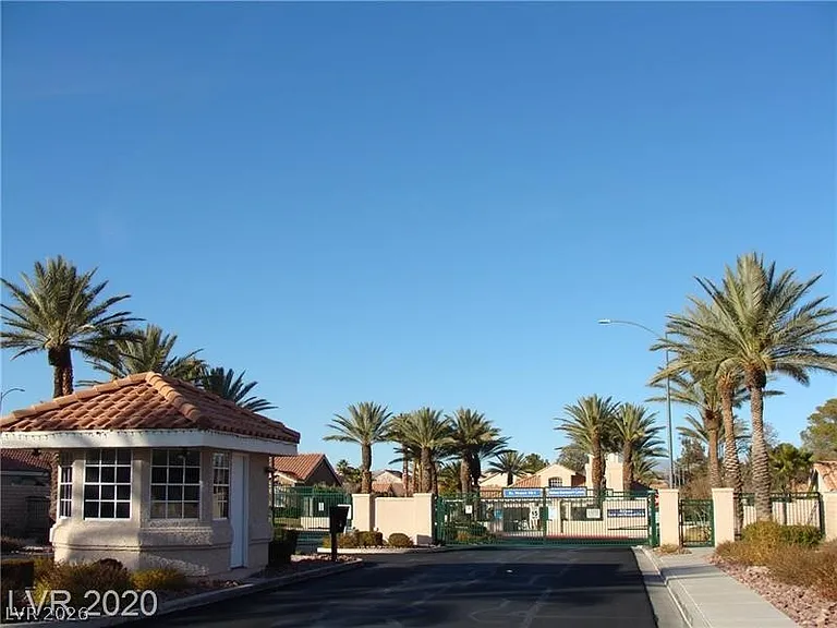 4845 Octavia Way — Photo 24