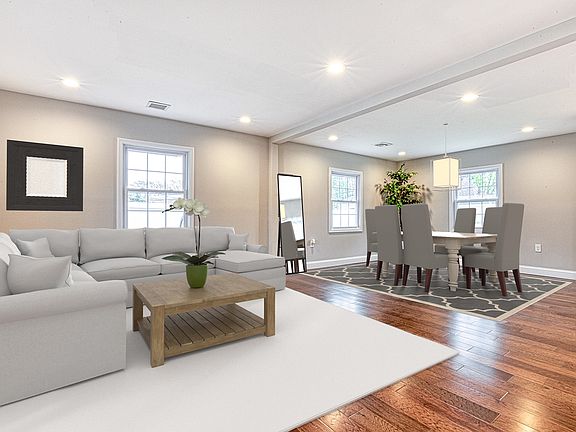 3rd image of 38 Rock Ln