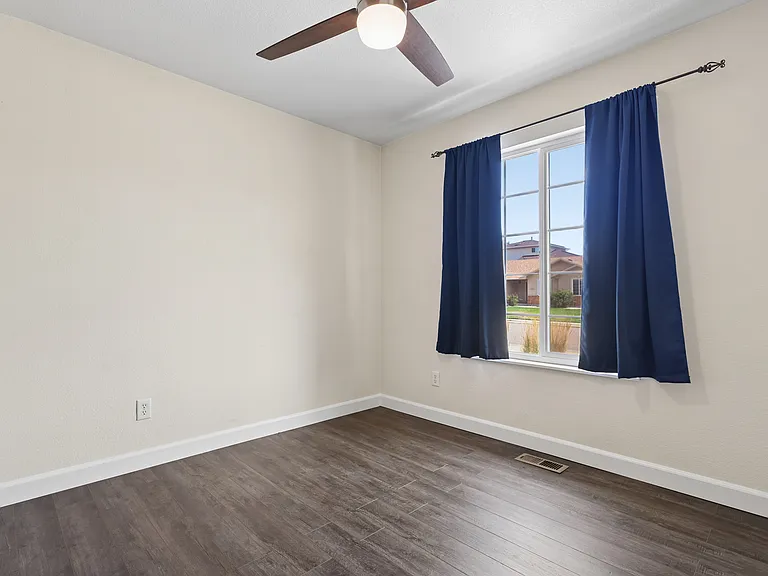 1336 Roseville Dr — Photo 12