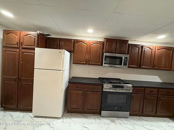 3rd image of 1216 Schlager St #1