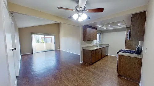 Floor plan 211