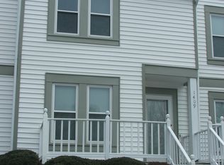 1409 Groton Ct, Midlothian, VA 23114