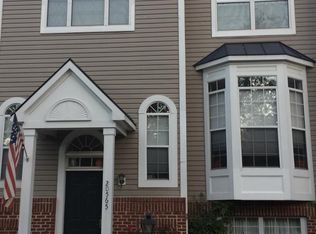 20565 Warburton Bay Sq, Sterling, VA 20165