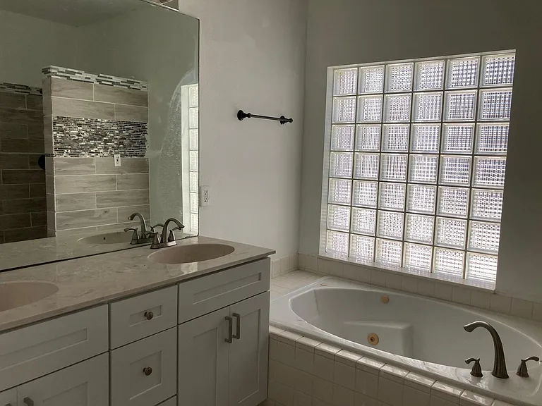 262 Hanging Moss Cir — Photo 12