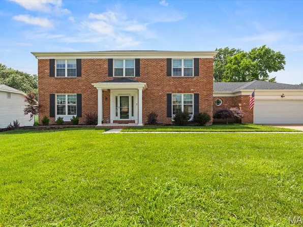 2117 Woodlet Park Dr, Chesterfield, MO 63017