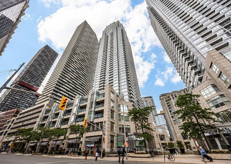 2191 Yonge St #3608
