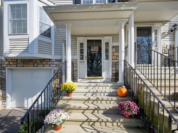 1202 Revere Road #1202, Danbury, CT 06811