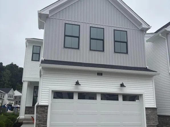 102 Camryn Ct, Downingtown, PA 19335