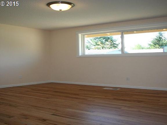 5th image of 2910 NE 97th Ave