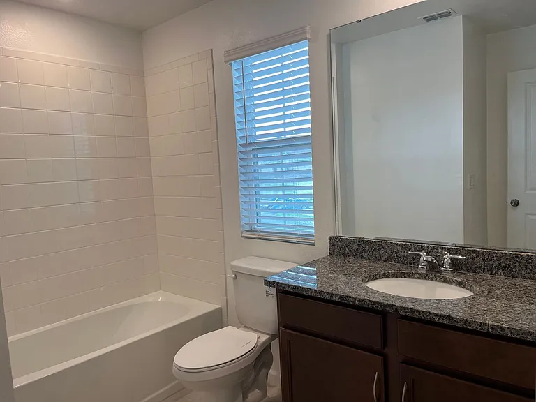 998 Spring Palms Loop — Photo 11
