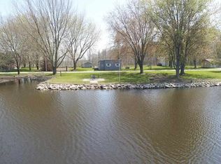 3027 Fish House Rd, Oconto, WI 54153