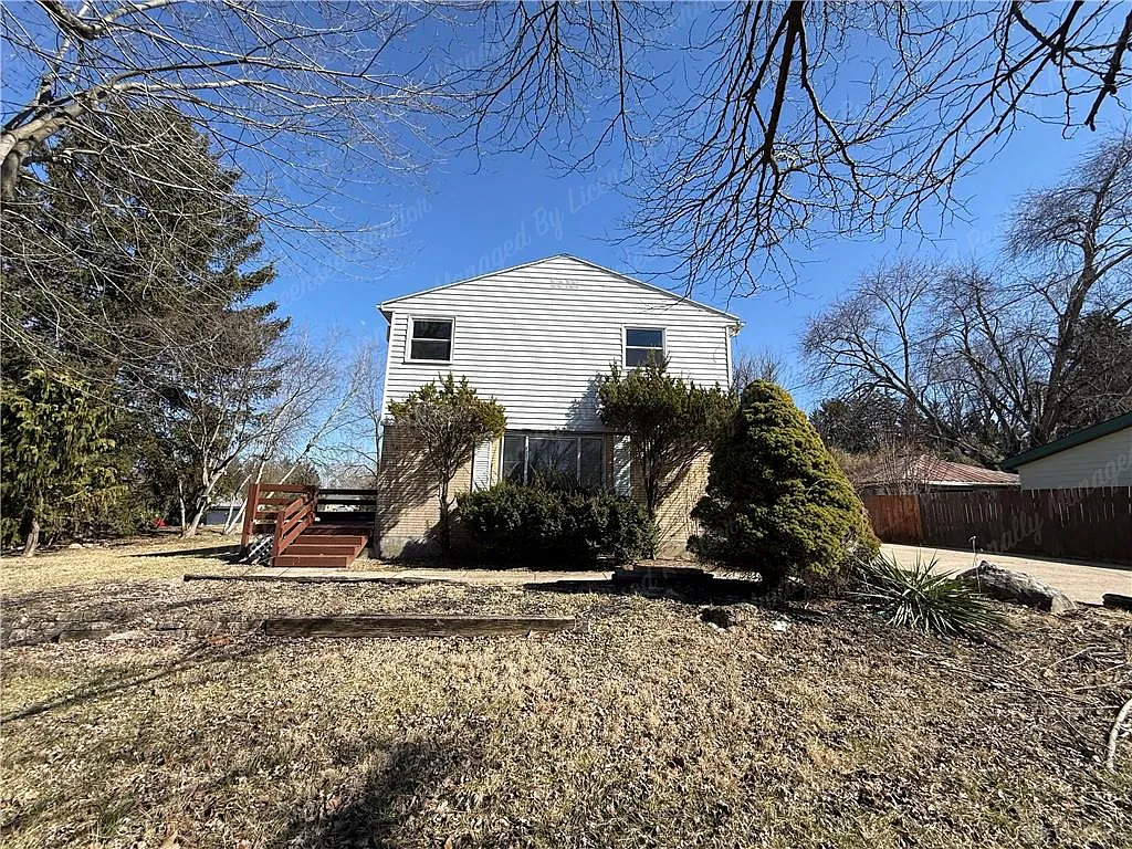 3 bed, 1.5 bath, 1536 sqft, $2,500 — Photo 1