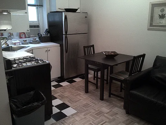 Rented by ALTER REALTY CO INC | media 50