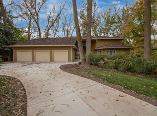 652 E Sawgrass Trl, Dakota Dunes, SD 57049