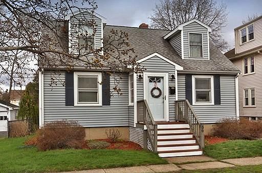 4th image of 56 Lamoille Ave