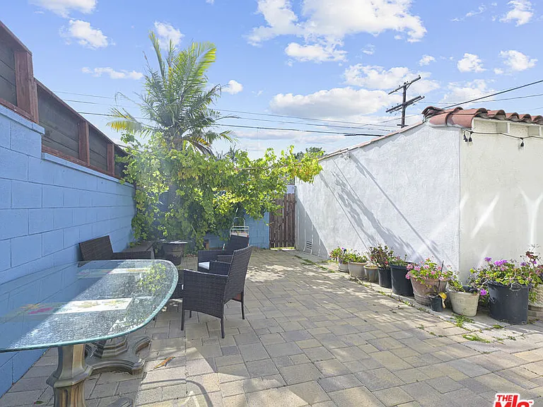 1119 S Crescent Heights Blvd — Photo 22
