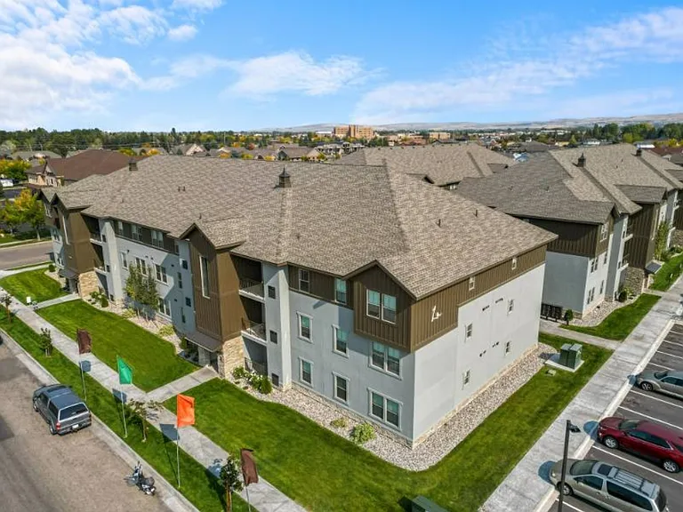 Sparrow Hill Apartments — Photo 44