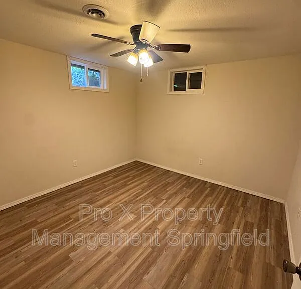 3332 S Southlyn Pl — Photo 17