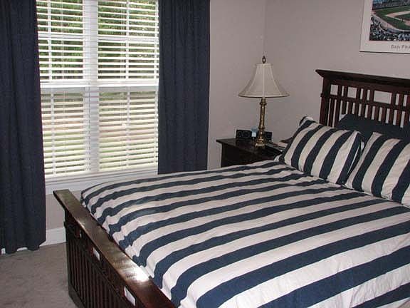 Guest bedroom