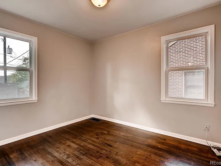 3541 N Saint Paul St — Photo 11