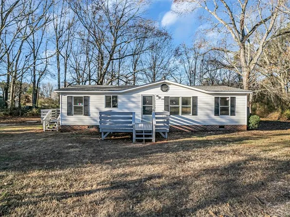 1009 McEnroe Cir, Piedmont, SC 29673