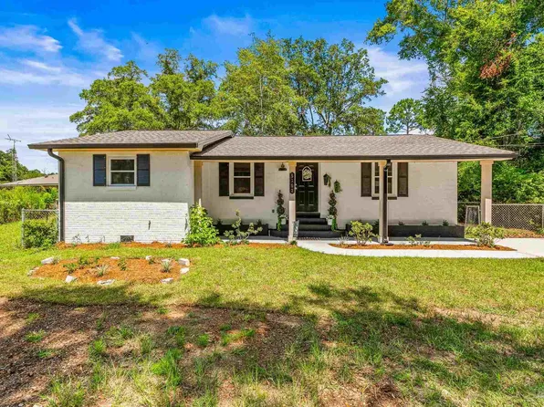 5162 Camellia St, Milton, FL 32570