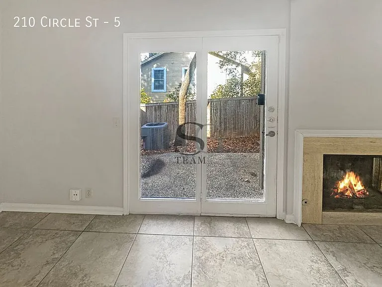 210 Circle St #5 — Photo 7