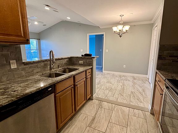 3rd image of 18169 Sterling Gate Cir