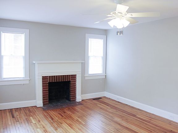 4th image of 1703 E 4th St