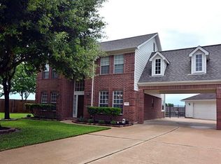 7034 Maid Stone Dr, Pasadena, TX 77505