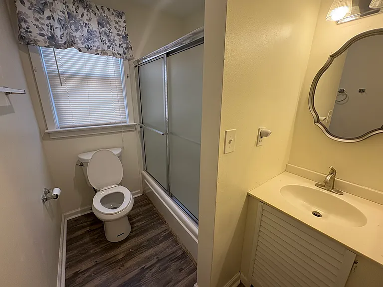 4928 Lancaster St — Photo 5