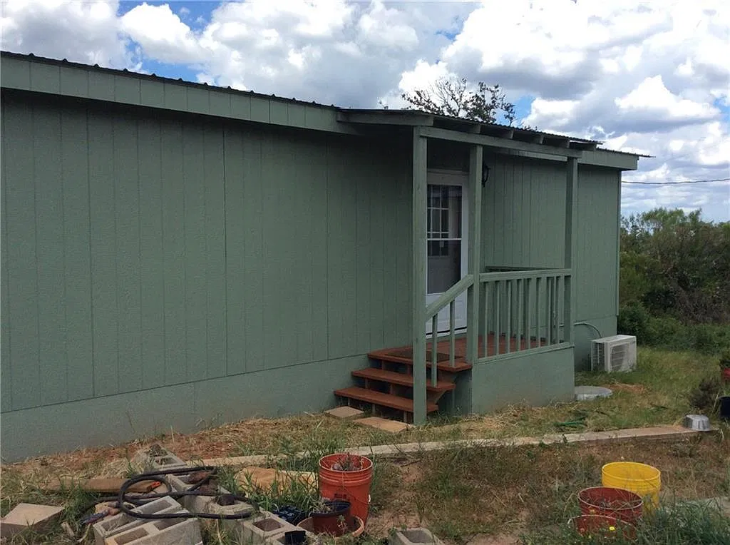 1 bed, 1.0 bath, 696 sqft, $1,250 — Photo 3