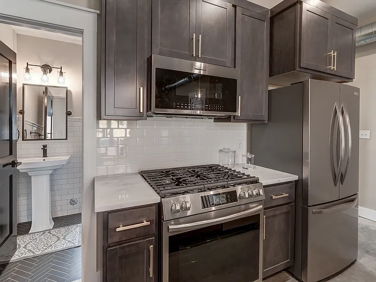 1523 W Cary St #2 — Photo 8