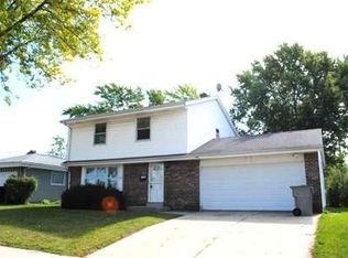 7805 W Beechwood Ave, Milwaukee, WI 53223