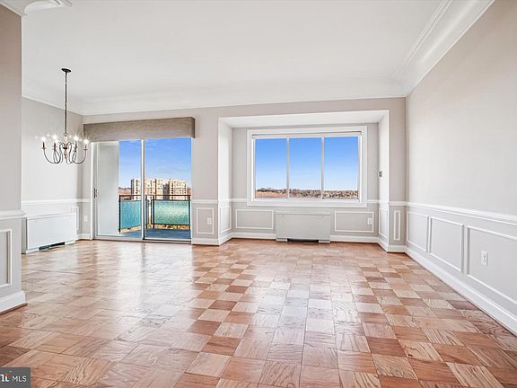 5th image of 10401 Grosvenor Pl APT 1515