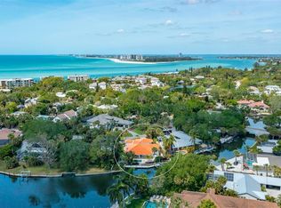 4833 Featherbed Ln, Sarasota, FL 34242